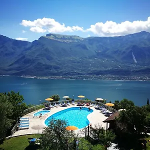 Maxi Hotel