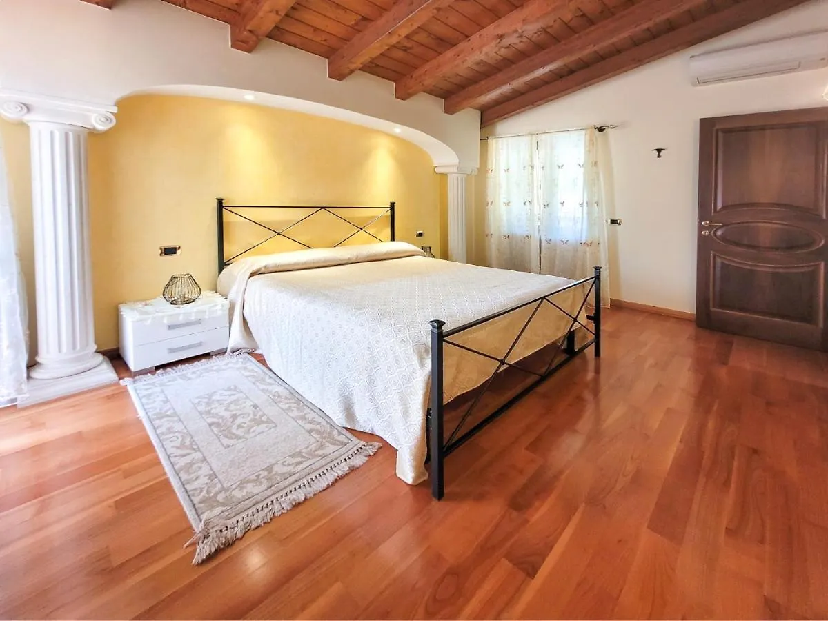Villa Fior Di Loto Limone sul Garda